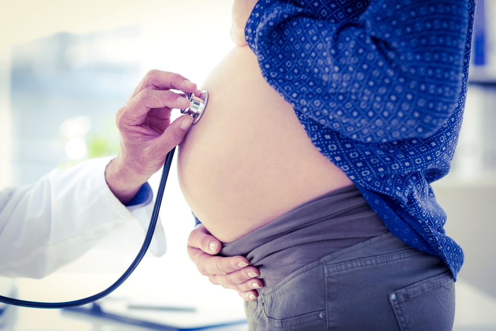 Diagnose Pica: Mutter aß während Schwangerschaft Sand und Erde