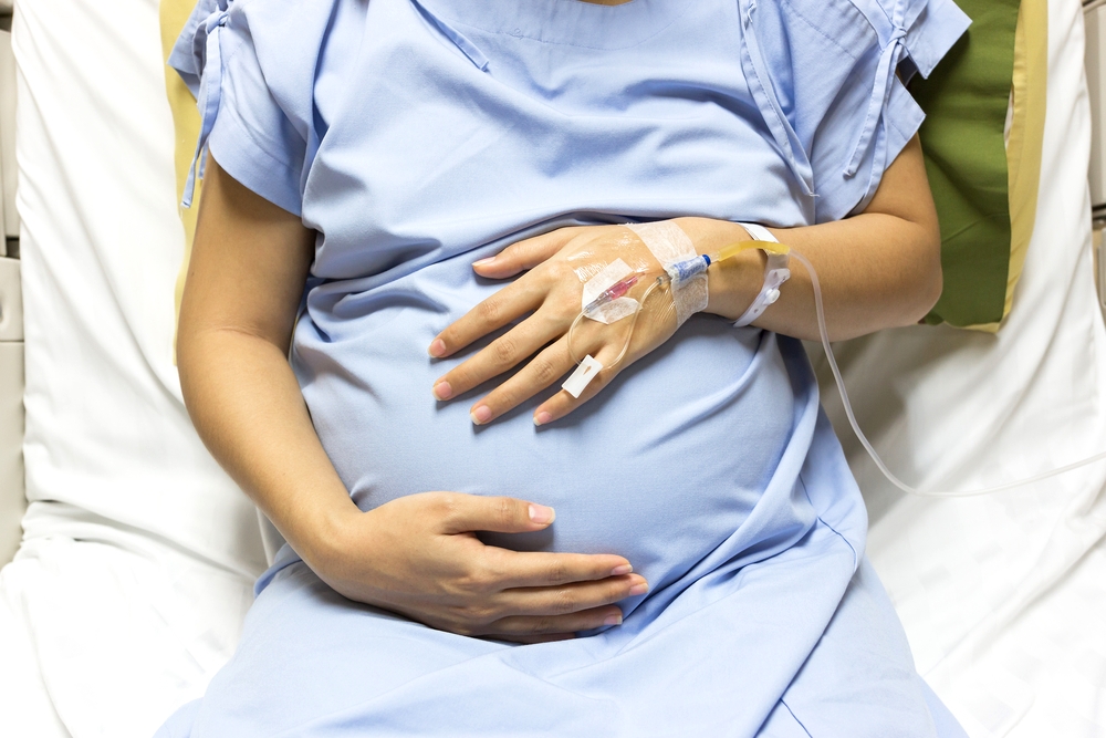 Unglaublich: Mutter trägt 38 Jahre lang Babyskelett im Bauch
