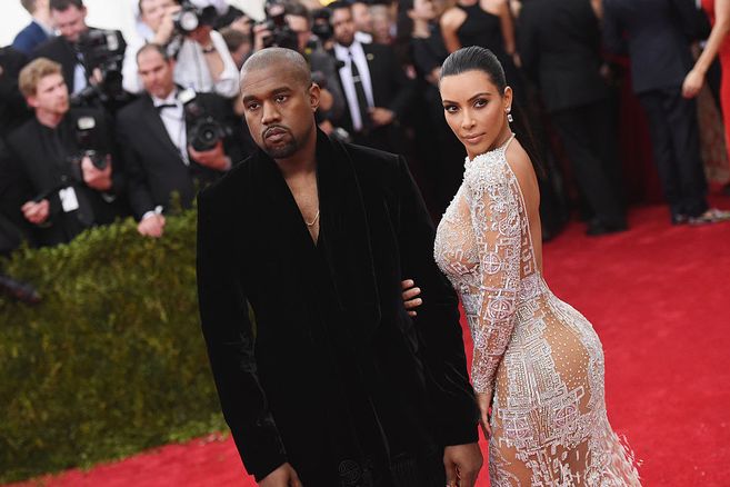 Kim Kardashian und Kanye haben tatsächlich eine Leihmutter angeheuert