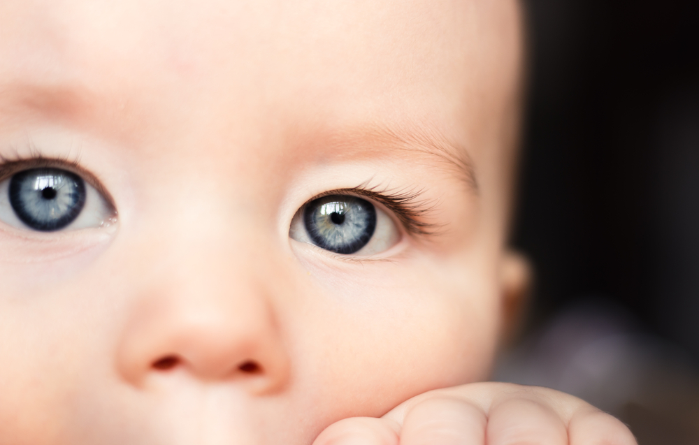 Die Augenfarbe deines Babys kann nun berechnet werden!