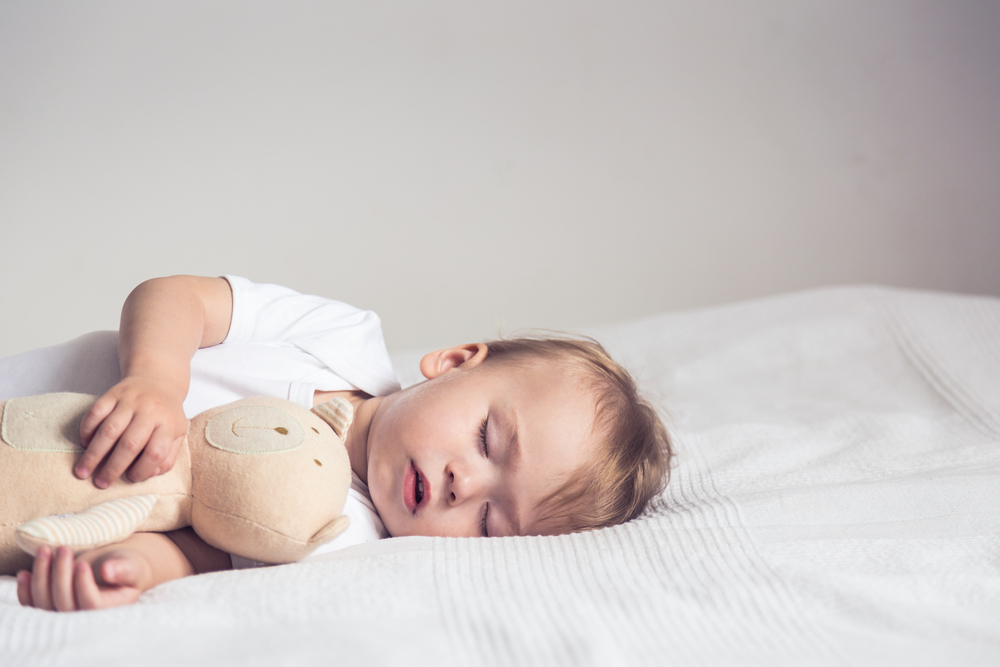 5 Tipps um dein Kind zum Mittagsschlaf zu bewegen