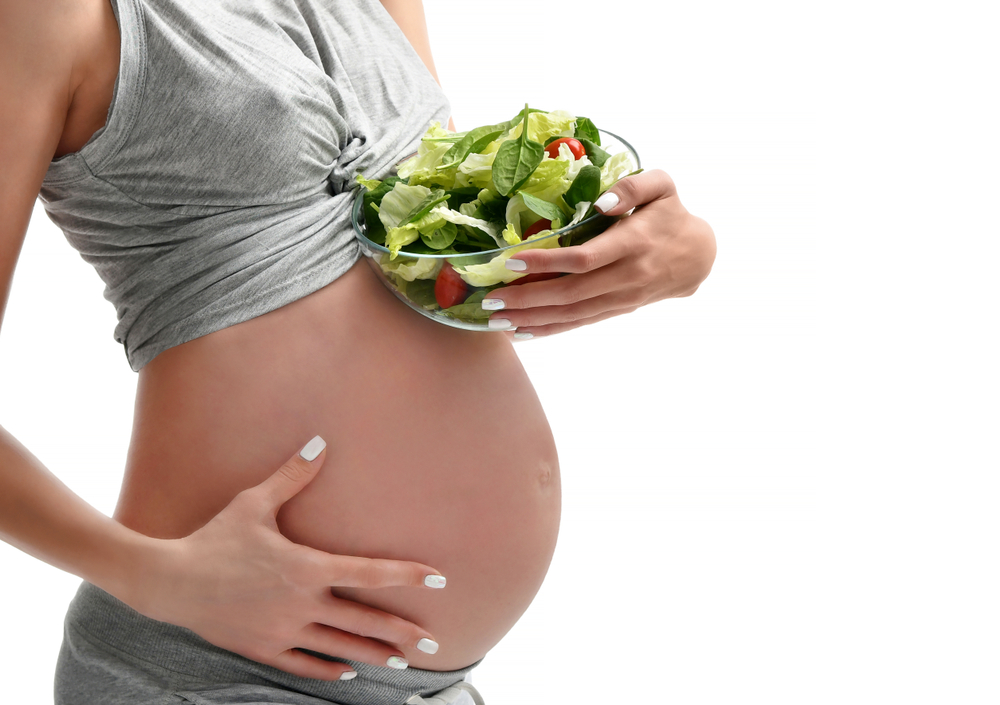 Vegan durch die Schwangerschaft: Diese 3 Dinge solltest du beachten