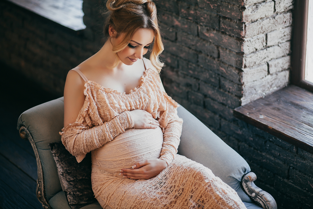 Ab welcher Schwangerschaftswoche sollte man die Tritte des Babys spüren?