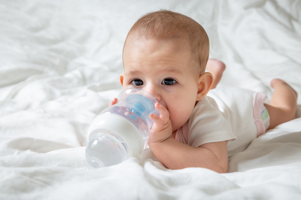 Die 5 Anzeichen dafür, dass dein Kind dehydriert ist