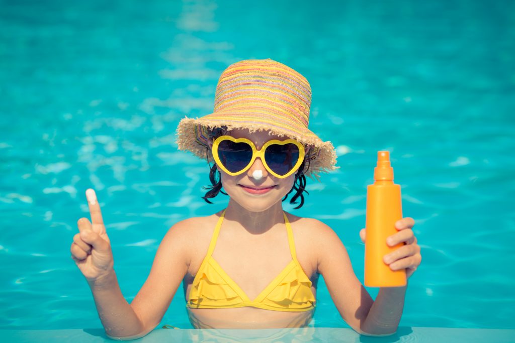 Diese 7 Dinge über Sonnenschutz solltest du als Mama wissen