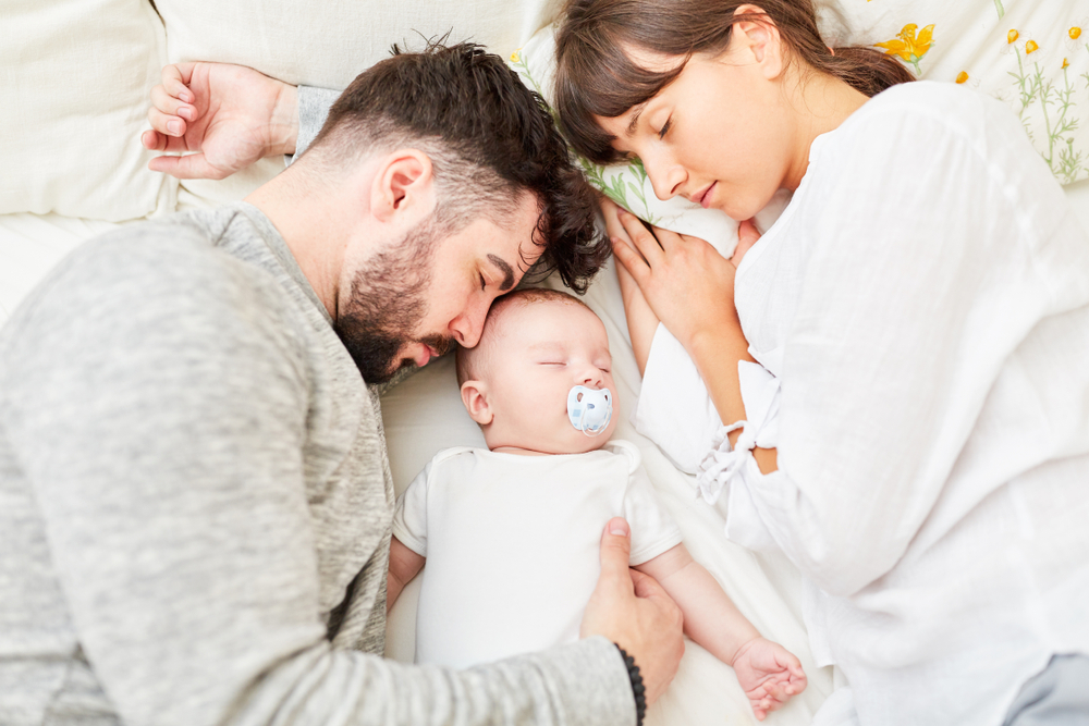 Erst 6 Jahre nach der Geburt bekommen Eltern wieder genug Schlaf