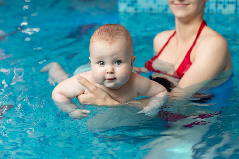 Was du über Babyschwimmen wissen solltest