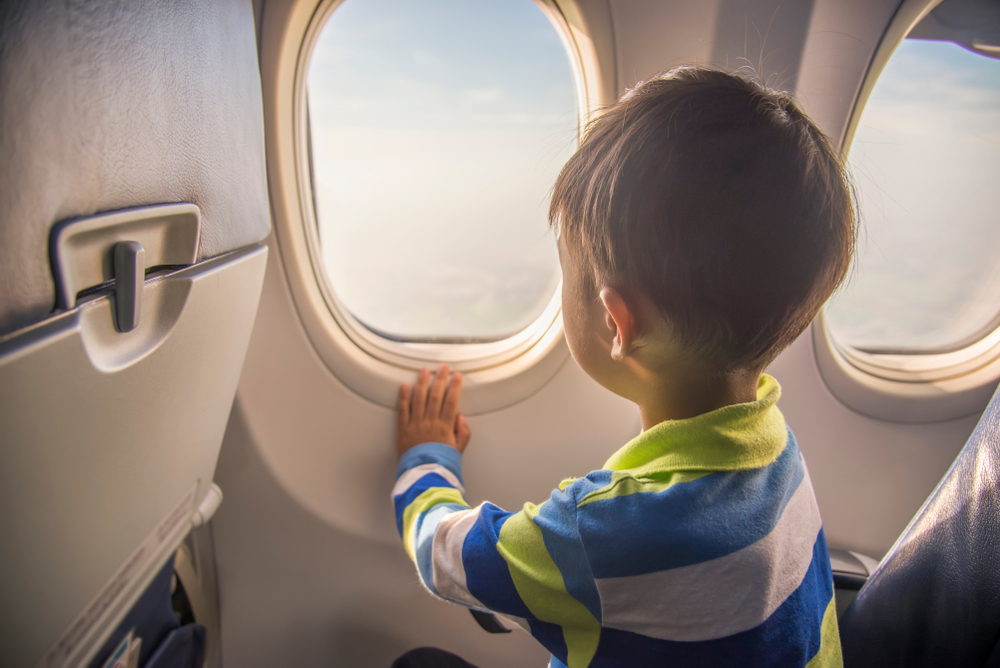 US-Studie fordert bessere Erste-Hilfe-Maßnahmen für Kinder beim Fliegen